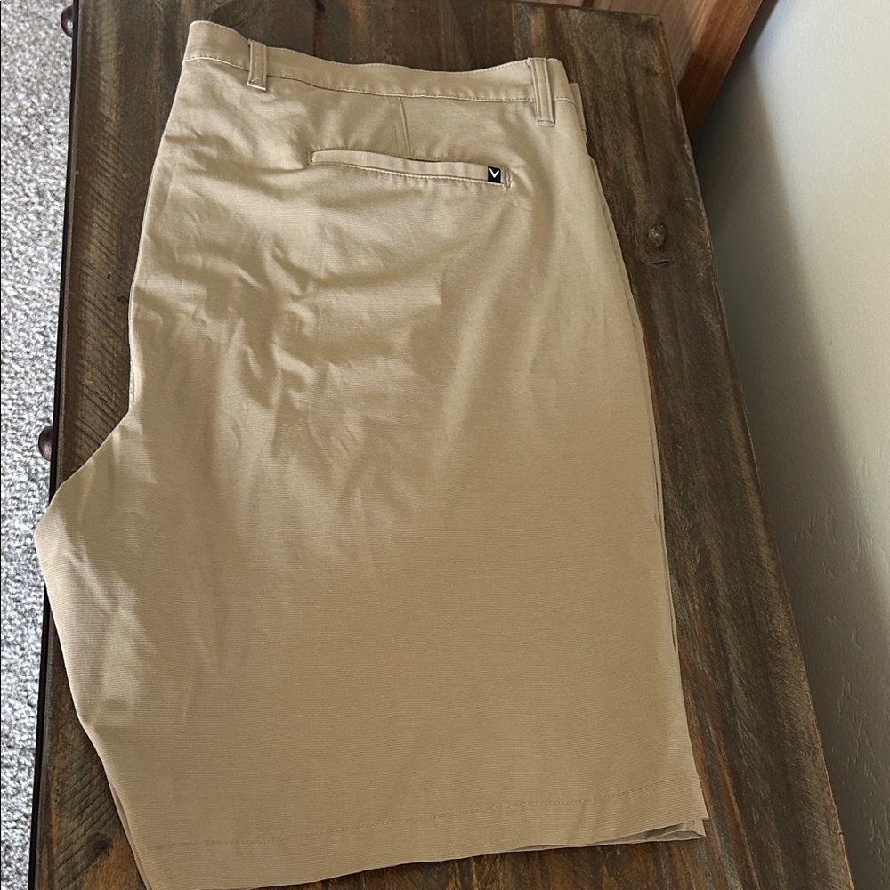 Callaway Men's Tan Flat Front Shorts